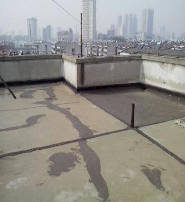 杭州市漏水维修 楼顶漏水是什么原因，楼顶漏水维修方法是什么?